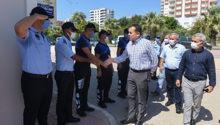 Özyiğit, zabıta personeliyle buluştu