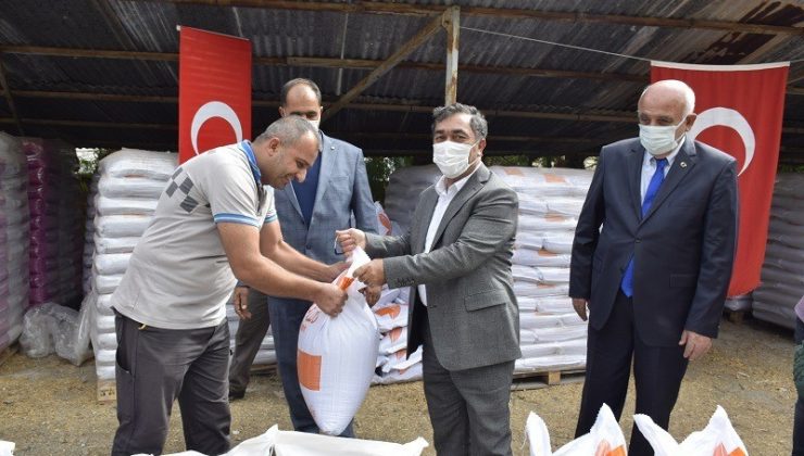 Palu’da çiftçilere yüzde 75 hibeli 28 ton yem bitkisi tohumu dağıtıldı