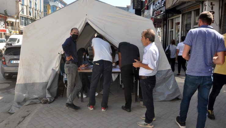 PCR testi zorunluluğu sonrası Yüksekova’da aşıya talep arttı