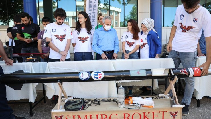 Rektör Özaydın TEKNOFEST’te finale kalan projeleri inceledi