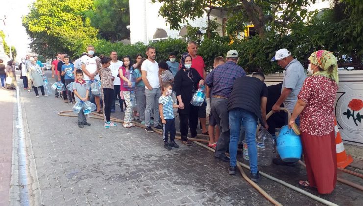 Rezaletin böylesi, vatandaş su almak için sokağa döküldü