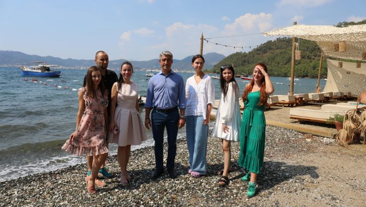 Rus fenomenler Marmaris’i gezdi