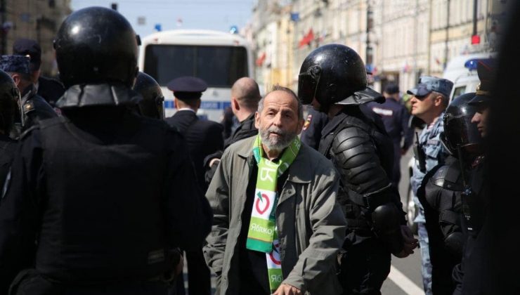 Rusya’daki Duma seçimlerinde 3 adayın adı, soyadı ve dış görünüşleri aynı