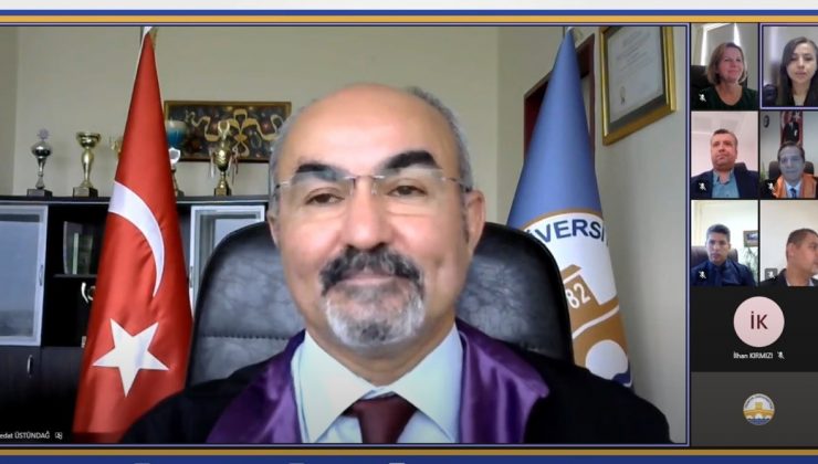 Sağlık Bilimleri Fakültesi yeni öğrencileri ile çevrimiçi tanıştı