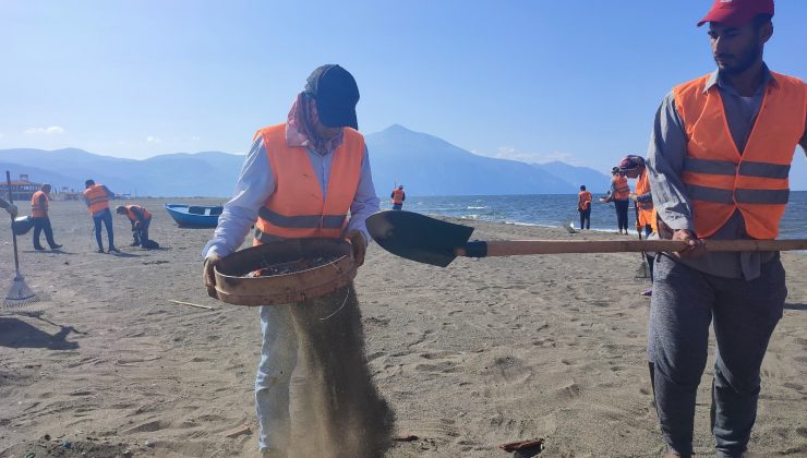 Samandağ sahilindeki çalışmalar sürüyor