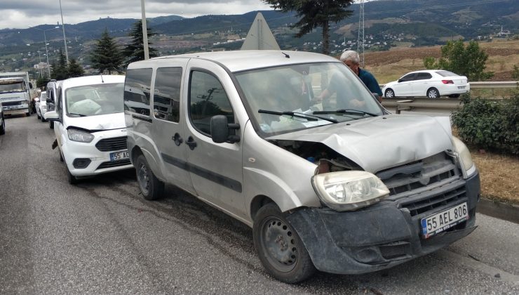 Samsun’da 5 aracın karıştığı zincirleme trafik kazası: 1 yaralı