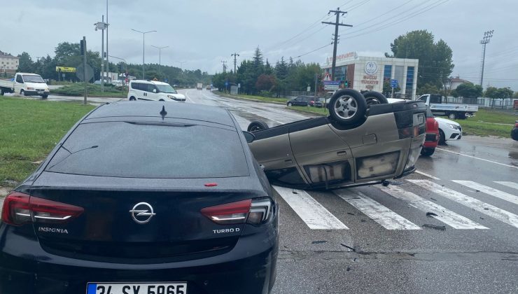 Samsun’da otomobil takla attı