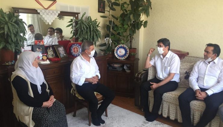 Şehit Sezer’in ismi okulda yaşatılacak