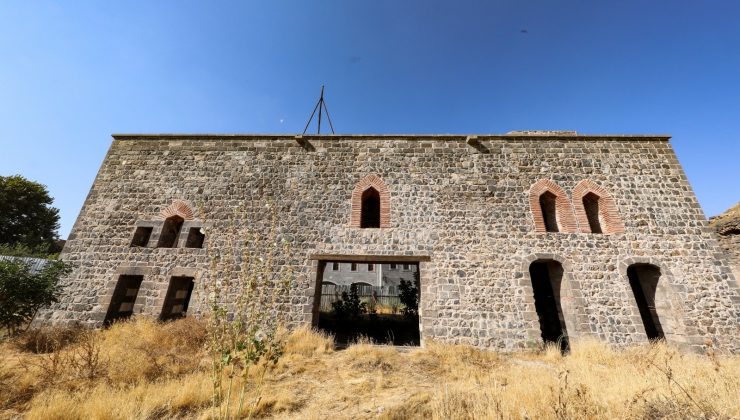 Şehzadeler Konağı ’Sezai Karakoç Kültür Evi’ oluyor