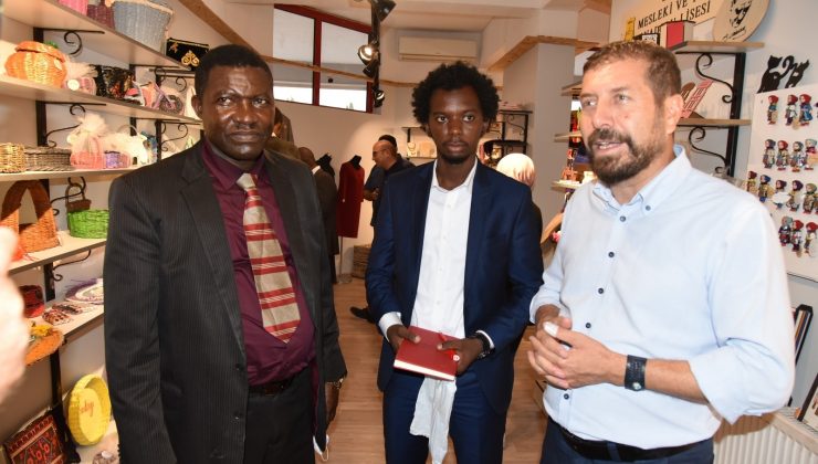 Sındırgı dünyaya örnek oluyor