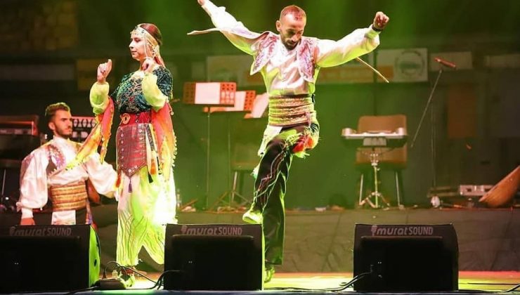 Sınırda bu sefer halay sesleri yankılandı