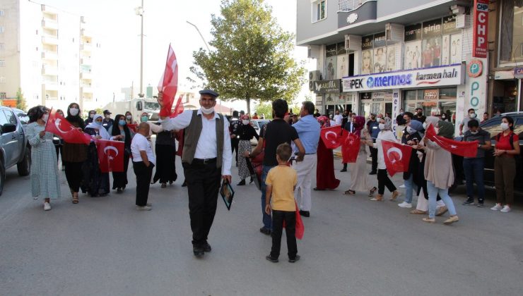 Şırnak annelerinden HDP önünde kutlamalı eylem