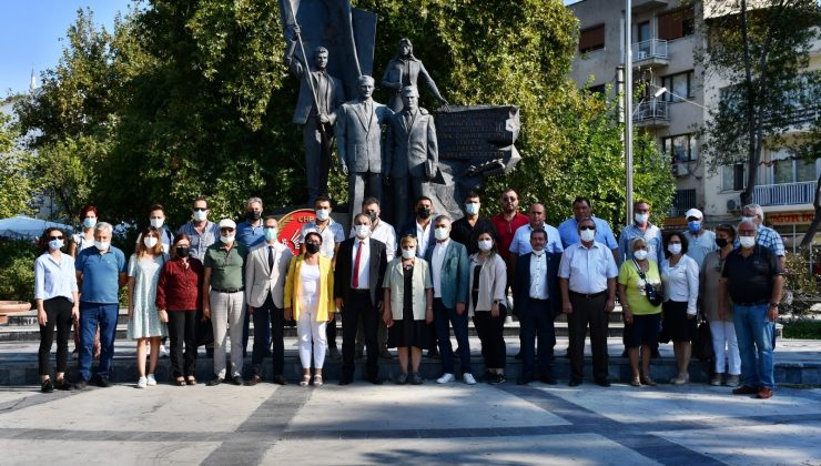 Söke’de CHP’nin 98. yılı kutlandı