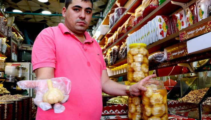 Sosyal medya ile hatırlanan lezzet: Sarımsak turşusu