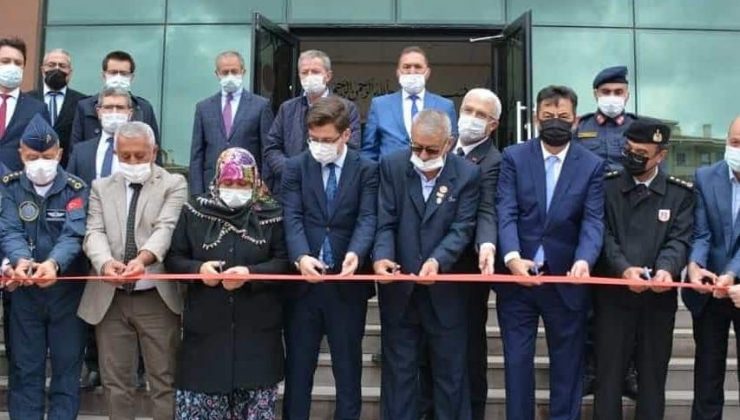 Şuhut’ta şehitlerin isimleri iki okula verildi