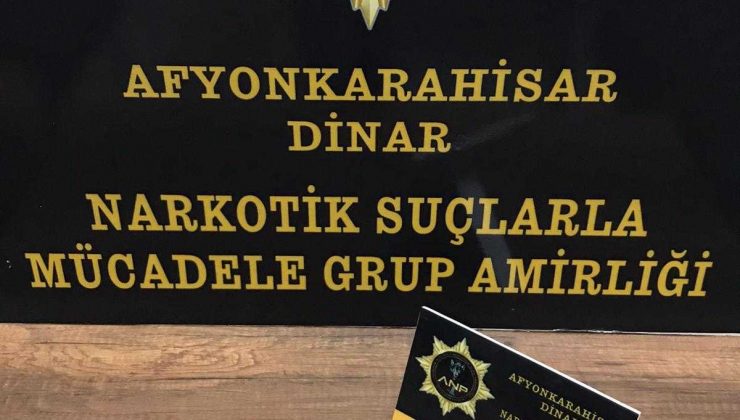 Şüphe üzerinde üst araması yapılan şahısta eroin ele geçirildi
