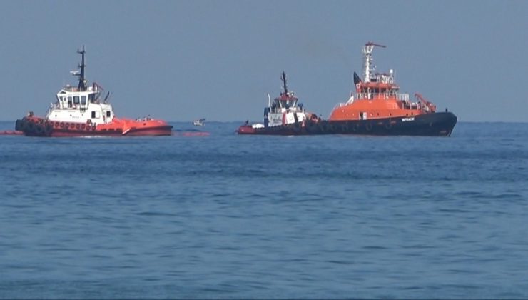 Suriye’den gelen petrol, 14 kilometrelik Samandağ sahilini sardı