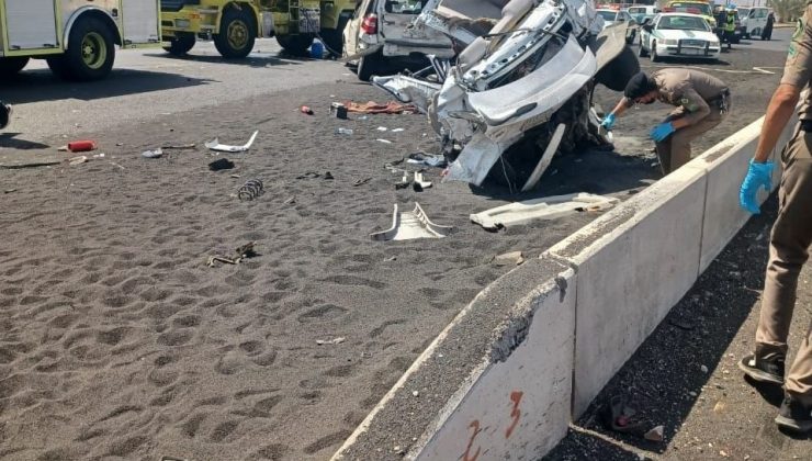 Suudi Arabistan’da tır kırmızı ışıkta bekleyen araçları biçti: 4 ölü, 5 yaralı