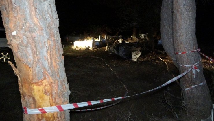 Takla atan otomobilde sıkışan sürücü yanarak can verdi