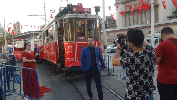 Taksim Meydanı evlenecek olan yabancı çiftlerin gözdesi oldu