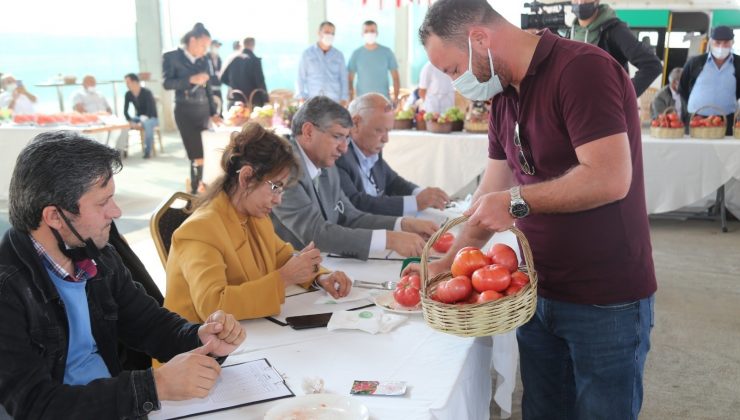 Tarım fuarında elma ve domates güzellik yarışması yapıldı