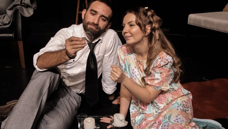 Tiyatrolar perdelerini açıyor