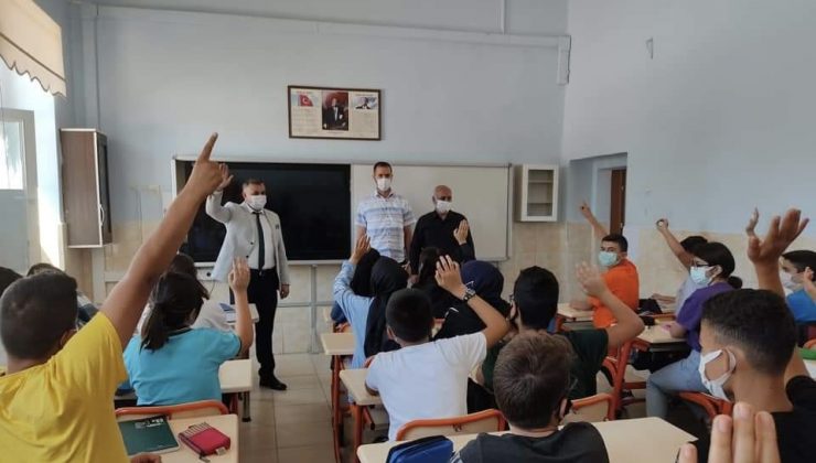 Tomarza’da ilk ders zili çaldı