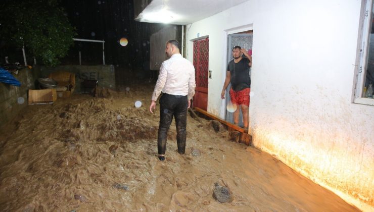 Trabzon’da şiddetli yağış Yomra ilçesinde su baskınlarına neden oldu