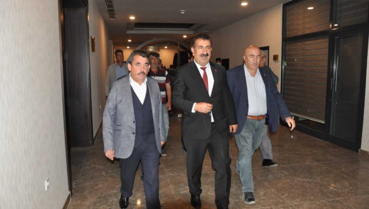 Başkan Çelik, Karaman’da birlik başkanlarıyla bir araya geldi