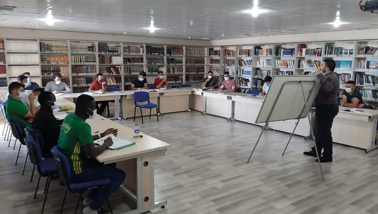 Türkiye Diyanet Vakfı burs programlarına başvurular başladı