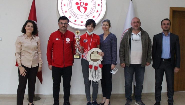 Türkiye şampiyonu Sözat milli takımda