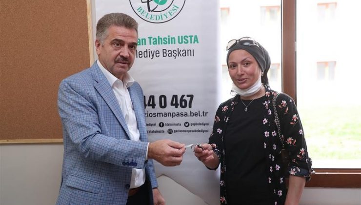 Türkiye’nin örnek kentsel dönüşüm projesinde hak sahipleri dairelerine kavuştu