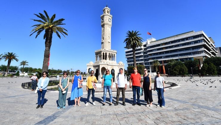 Uluslararası Kültür Zirvesi konukları İzmir’i adımladı