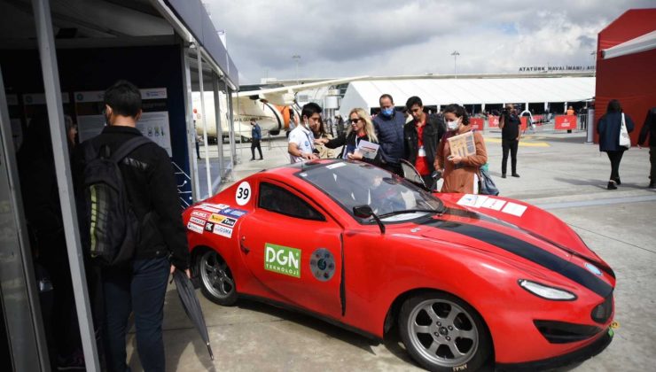 Üniversite öğrencilerinin ürettiği otomobiller TEKNOFEST’te sergileniyor