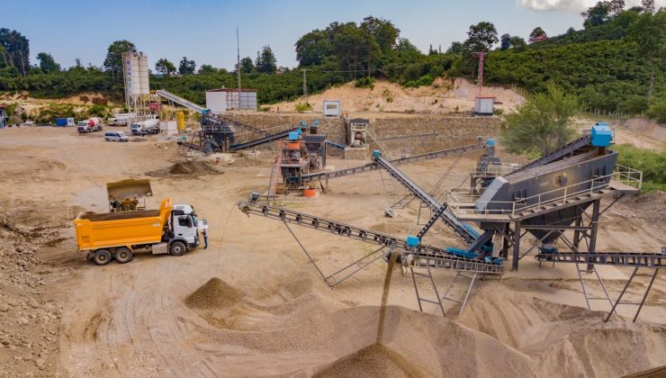 Ünye’deki beton konkasör şantiyesi üretime başladı