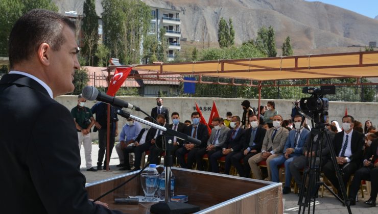 Vali Akbıyık, “Hakkari’ye tarihi yatırım yapıldı”