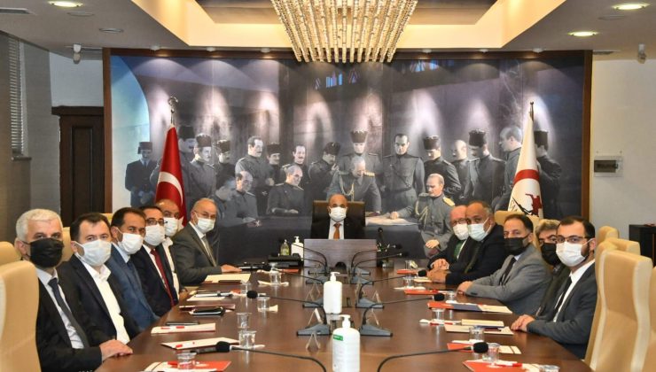 Vali Dağlı: “Üniversite öğrencileri için her türlü imkan seferber edilecek”