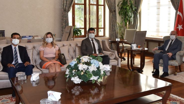 Vali Karadeniz’i TÜBİTAK projeleri hakkında bilgilendirdiler