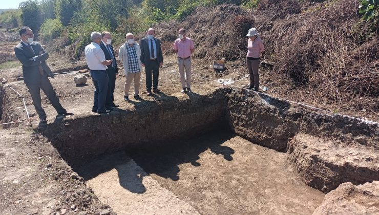 Vali Tutulmaz, Acheron kazı çalışmalarını inceledi