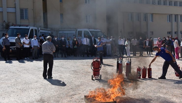 Valilik personeline yangın söndürme eğitimi verildi