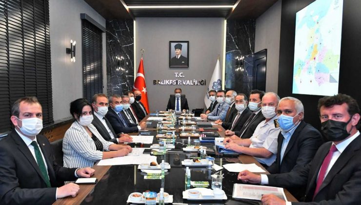 Valilikte üniversitelerde güvenlik toplantısı