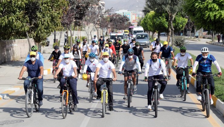 Van Büyükşehir belediyesinden bisiklet turu
