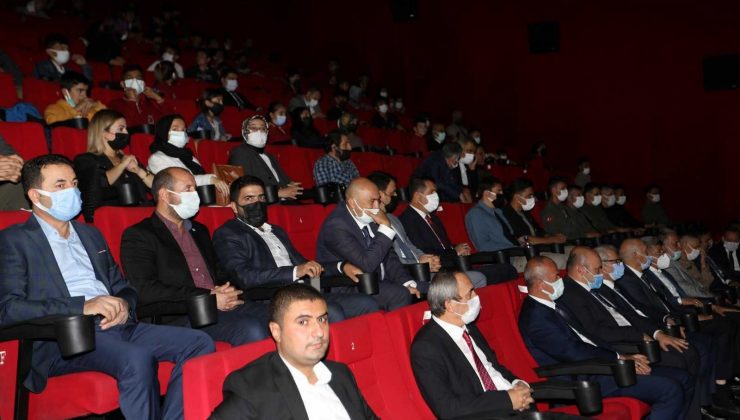 Van Valisi Bilmez, “Akif” filmini izledi