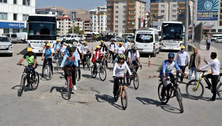 Van’da bisiklet turu etkinliği