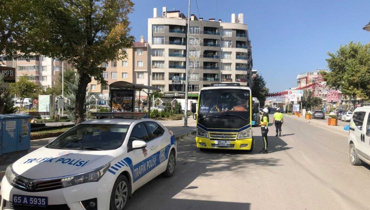 Van’da minibüs sürücüleri bilgilendirildi