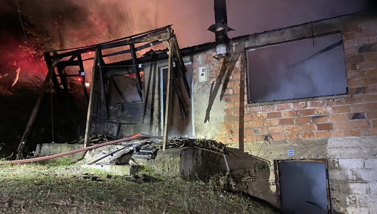 Yangına uykuda yakalandı canını son anda kurtardı