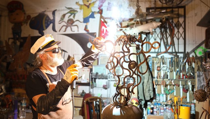 ‘Zamansız Eller’ belgeseli sanatseverlerle buluştu