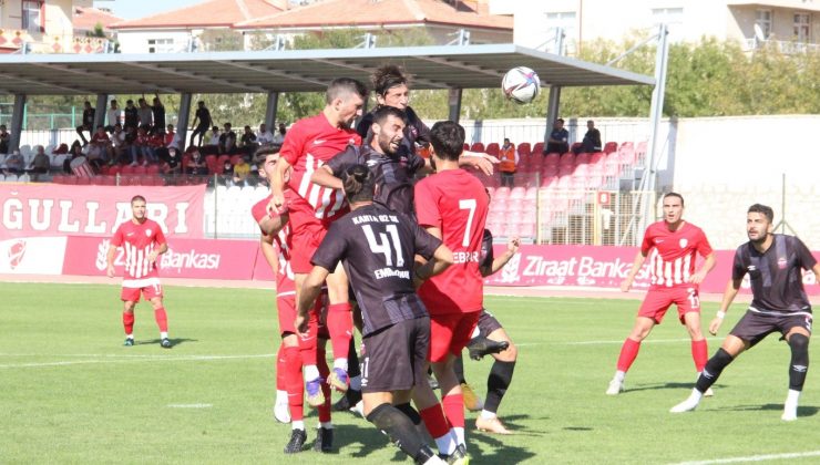 Ziraat Türkiye Kupası: Karaman Belediyespor: 2 Kahta 02 Spor: 5