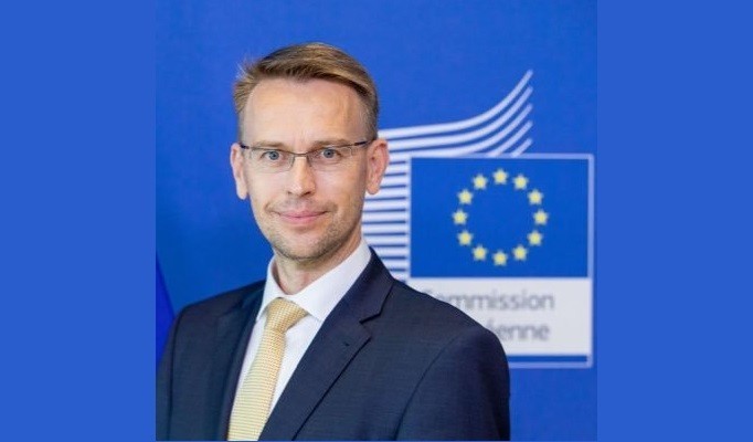 AB Dış Eylem Servisi: “AB, Suriye Anayasa Komitesi’nin Cenevre’deki 6. tur müzakerelerinin başlamasını memnuniyetle karşıladı”