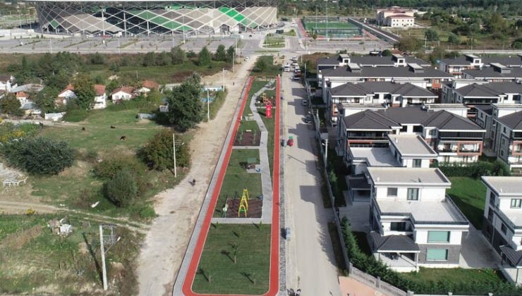 Adapazarı’nda 78 adet çocuk parkı hizmete sunuldu